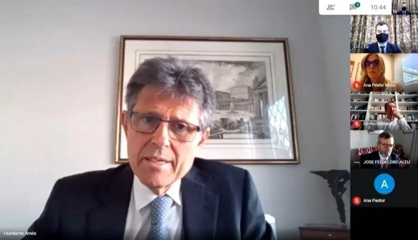 Humberto Arn&eacute;s, director general de Farmaindustria, durante su intervenci&oacute;n en la jornada