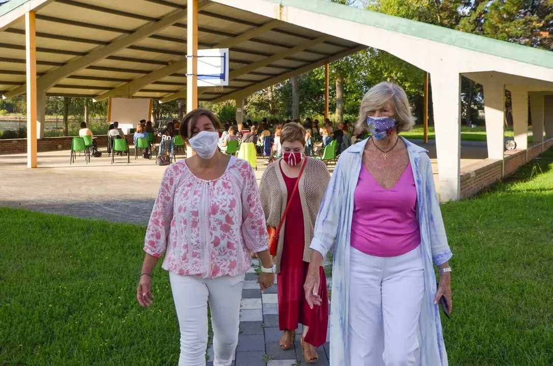El STEC pide el cese de la consejera de Educaci&oacute;n, Marina Lomb&oacute;  