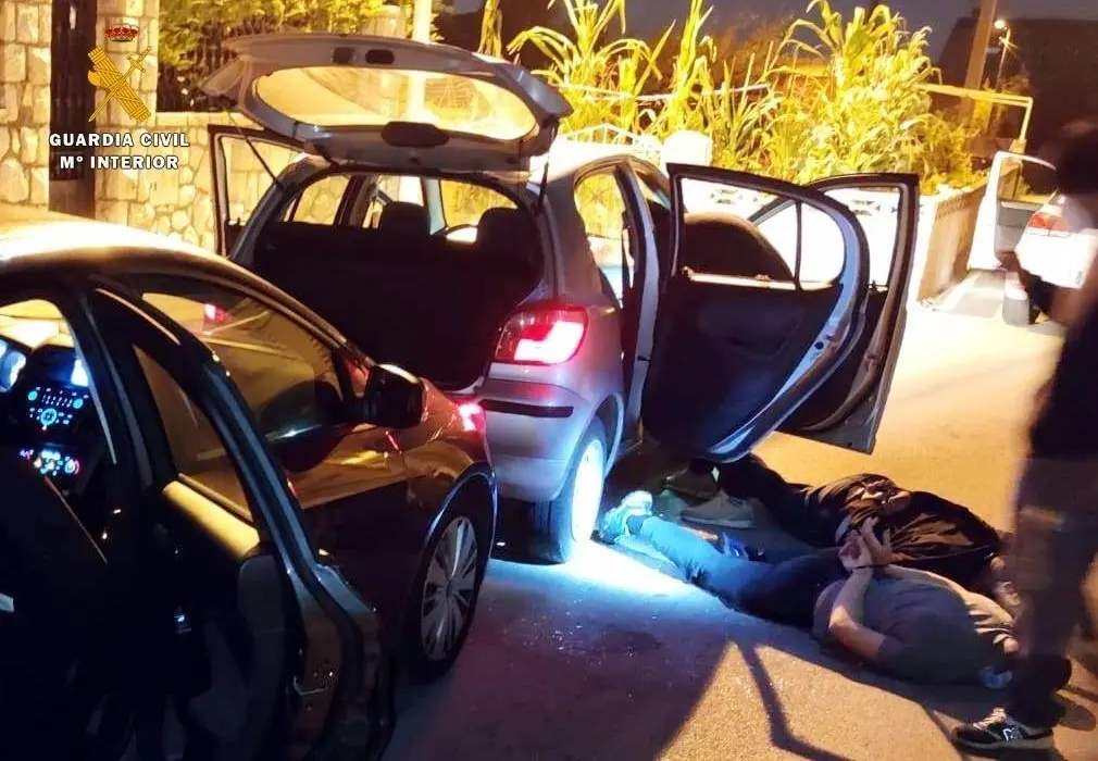 Rdo. Nota De Prensa Guardia Civil (Detenido Un Nuevo Grupo Por Robos En Viviendas En Cantabria)