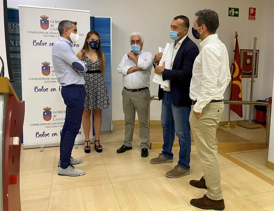 Presentaci&oacute;n del concurso de bolos de parejas mixtas