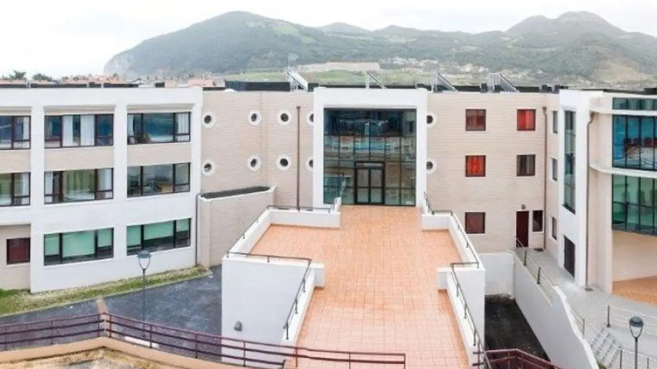 04b80e892da9452289cd3443512c68fa