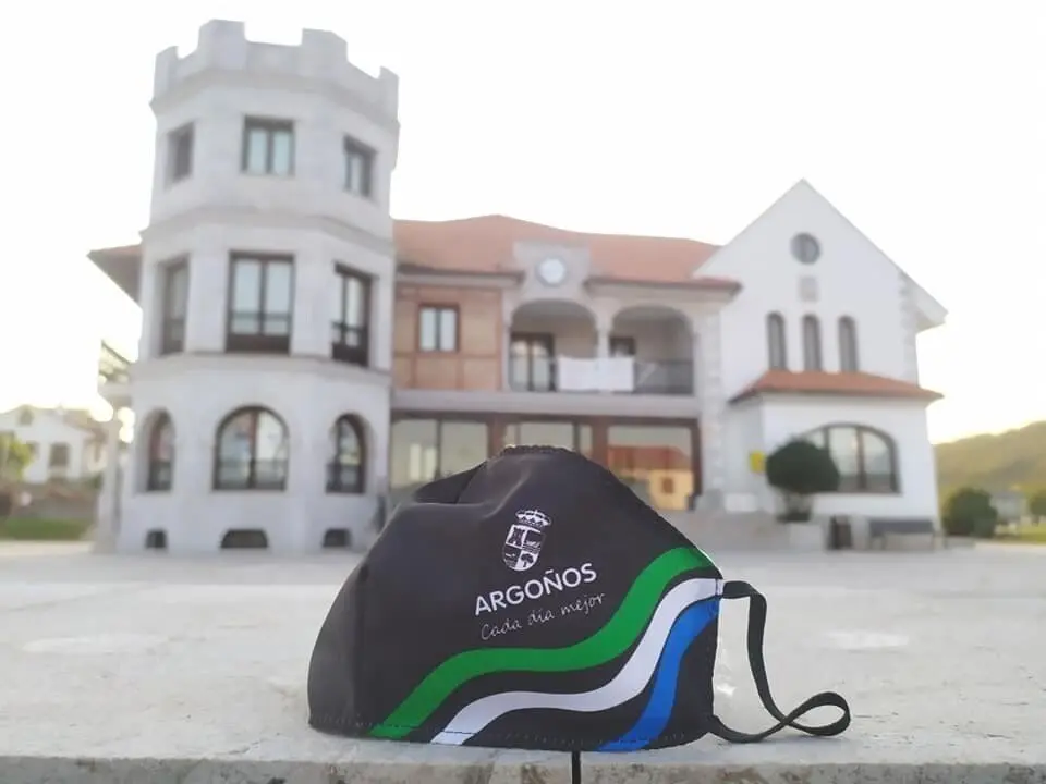 Mascarillas reutilizables que repartir&aacute; el Ayuntamiento de Argo&ntilde;os