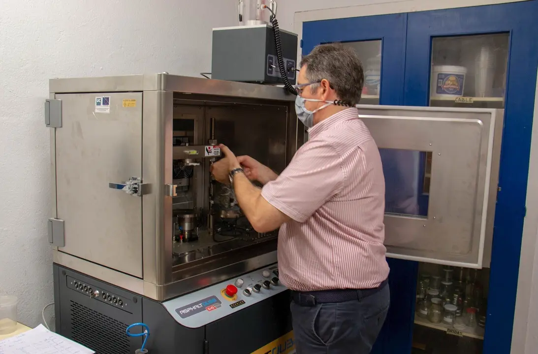 El catedr&aacute;tico de la UC Daniel Castro