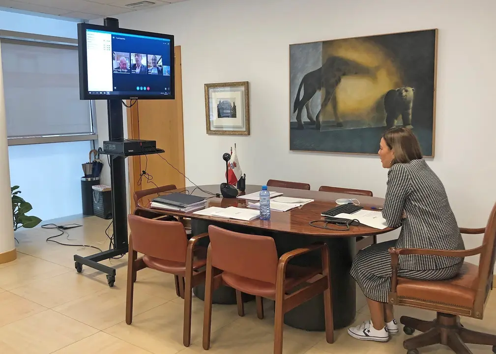 Reuni&oacute;n consejera de Presidencia con responsables de la ONCE