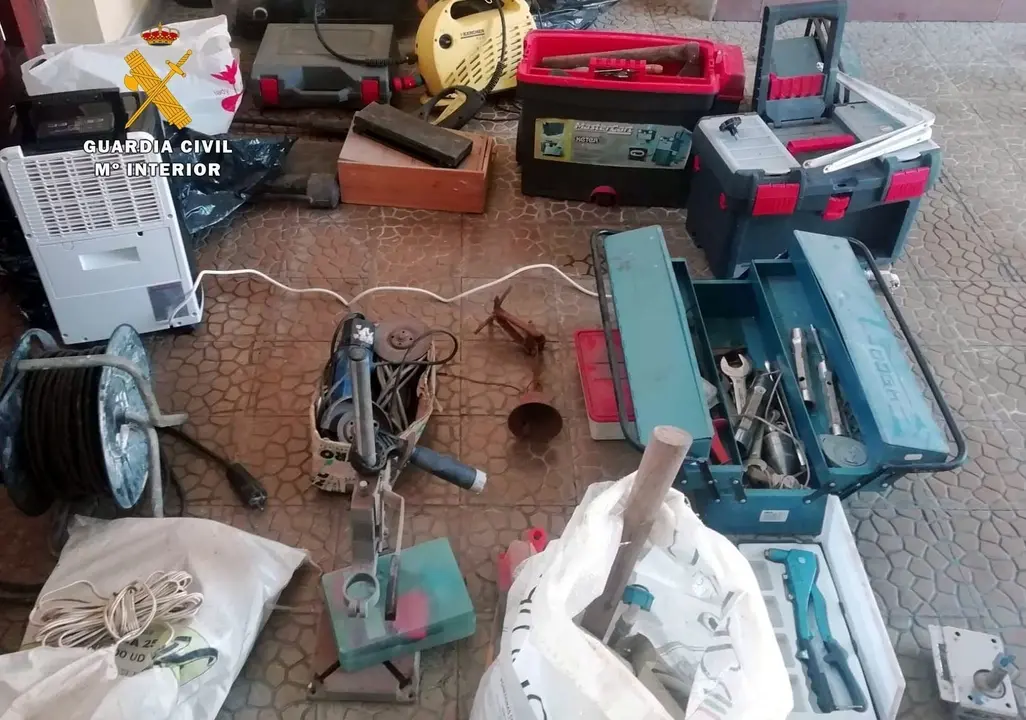 Nota De Prensa Robos En Corrales De Buelna