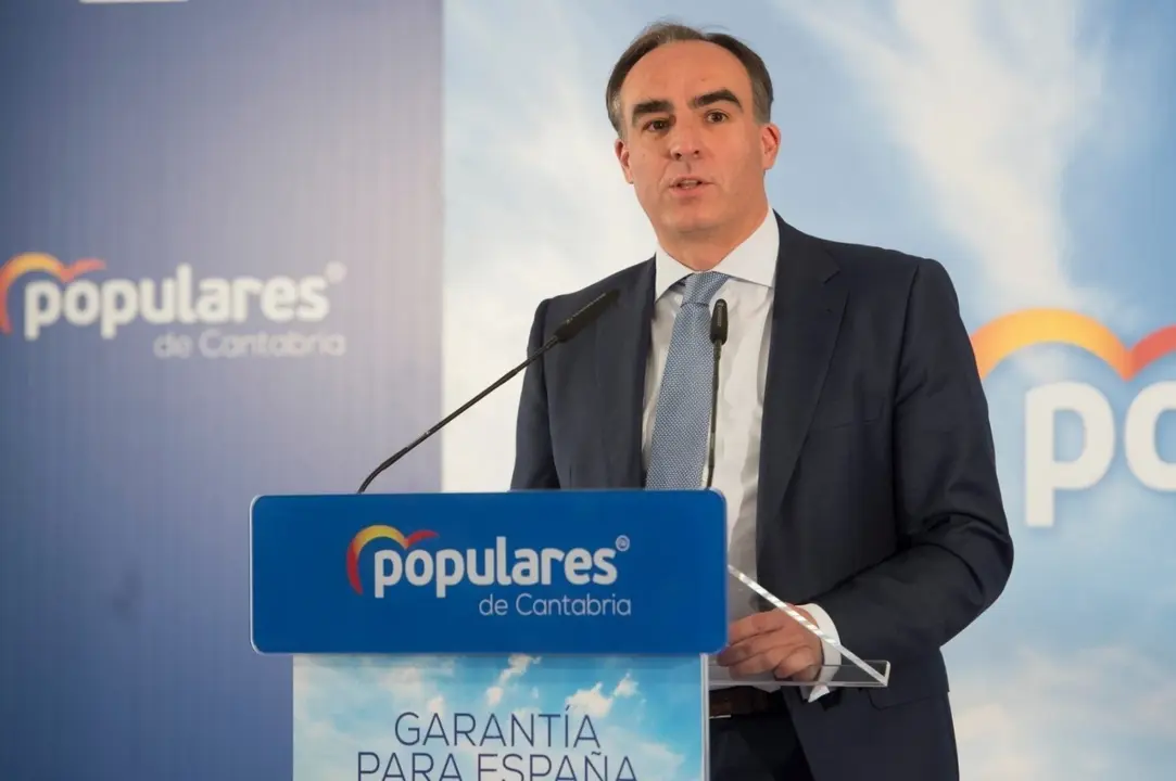 El senador del PP por Cantabria, Javier Puente