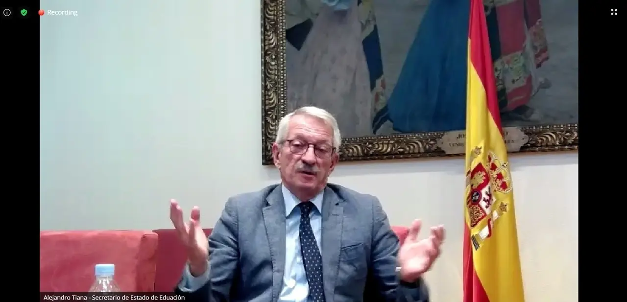 El secretario de Estado de Educaci&oacute;n, Alejandro Tiana, inaugura v&iacute;a online VIMETexpo (Virtual International Meeting of Education and Technology), congreso internacional de tecnolog&iacute;a educativa organizado por Siena Educaci&oacute;n y Fundaci&oacute;n Di&aacute;logos