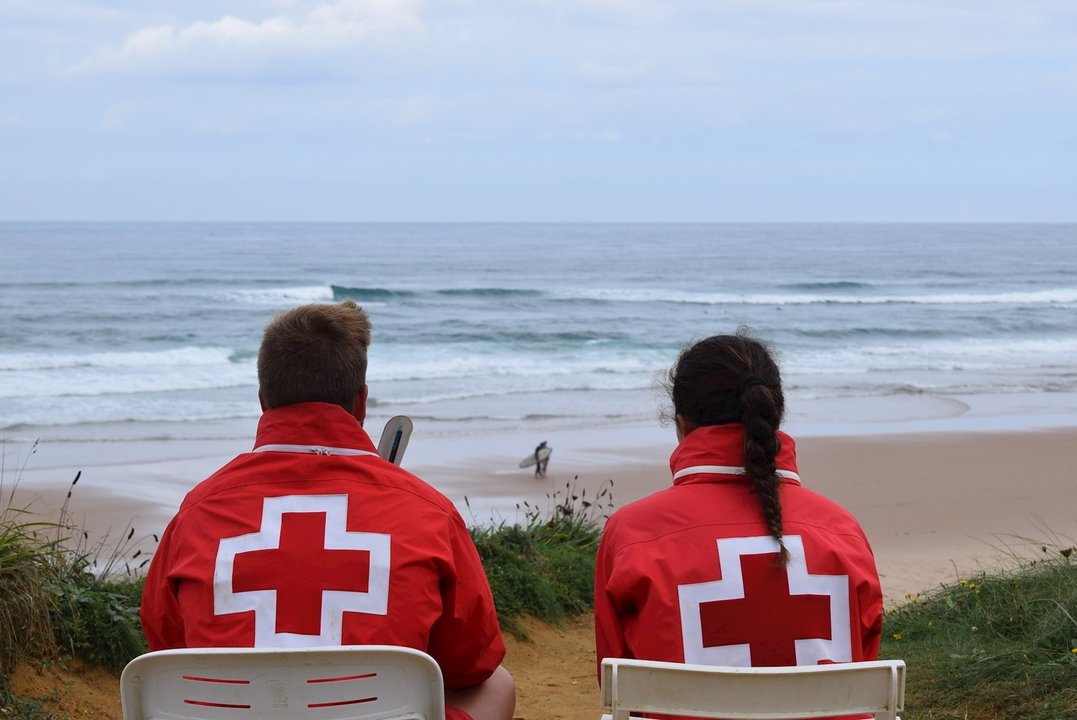 Piélagos.- Los rescates de Cruz Roja en las playas crecen un 145%