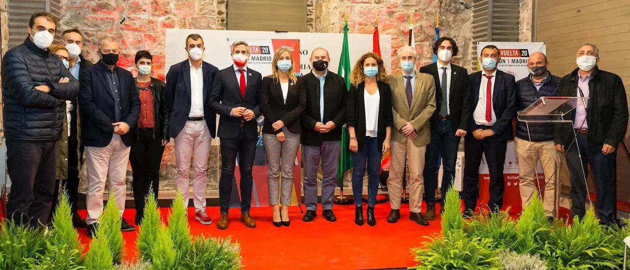 Presentaci&oacute;n de la d&eacute;cima etapa de La Vuelta, que el 30 de octubre recorrer&aacute; 187 kil&oacute;metros entre Castro Urdiales y Suances