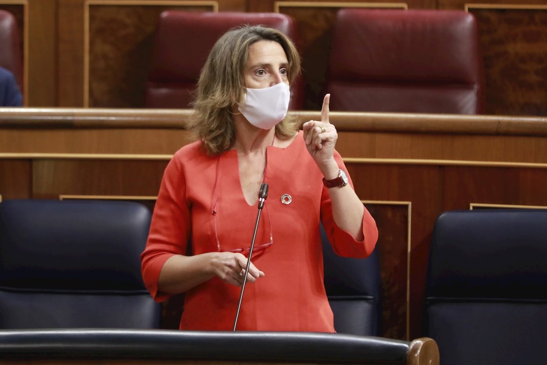 La vicepresidenta cuarta del Gobierno, Teresa Ribera, interviene en el Pleno del Congreso por una interpelación del PRC sobre el abastecimiento de agua a Santander 