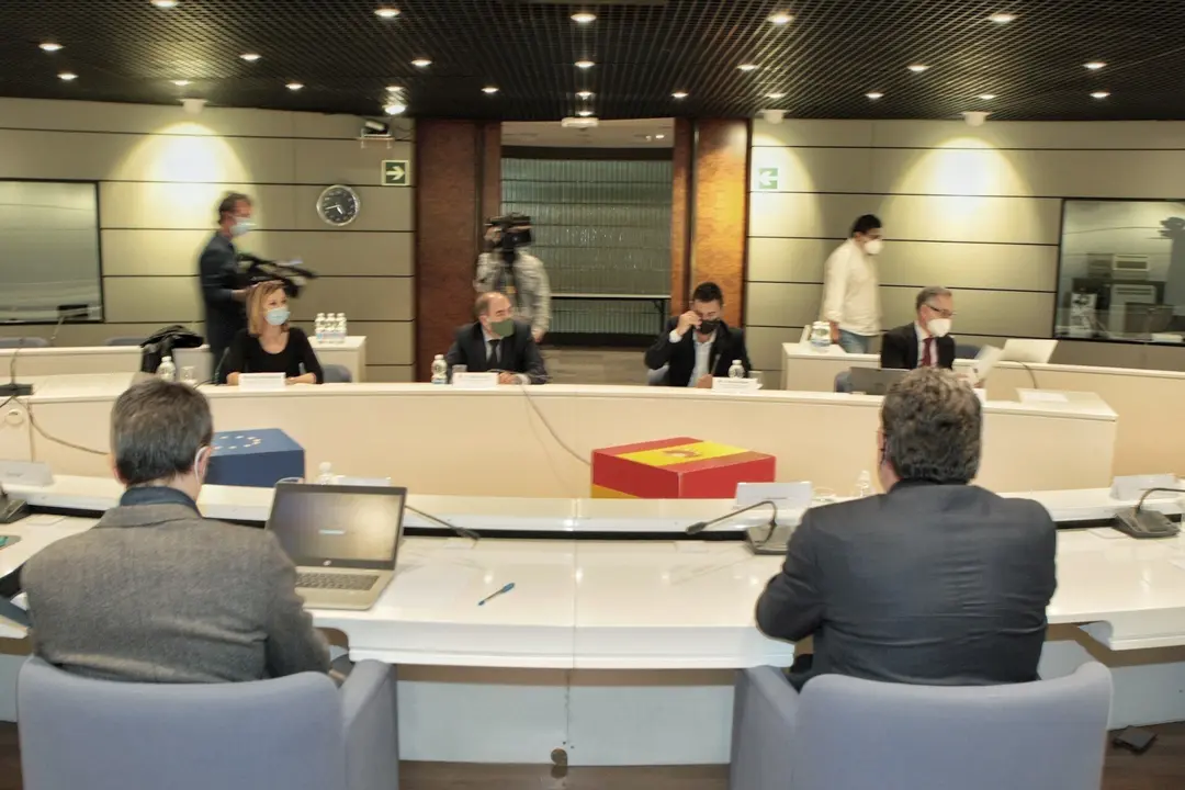 El ministro de Inclusi&oacute;n, Seguridad Social y Migraciones, Jos&eacute; Luis Escriv&aacute;, se re&uacute;ne con las principales organizaciones de aut&oacute;nomos.