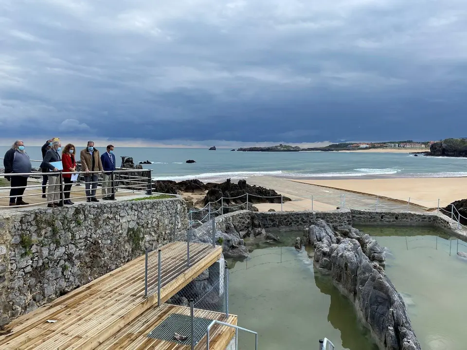 Visita d ela delegada del Gobierno, Ainoa Qui&ntilde;ones, a las obras en antiguos viveros de Isla