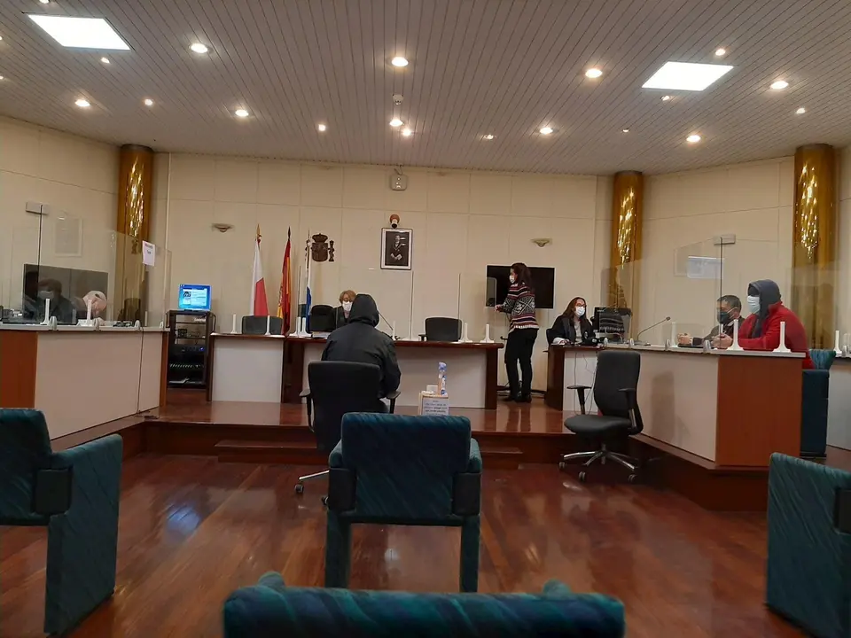 Uno de los acusados por la muerte del anciano en el garaje ejerce su derecho a la &uacute;ltima palabra