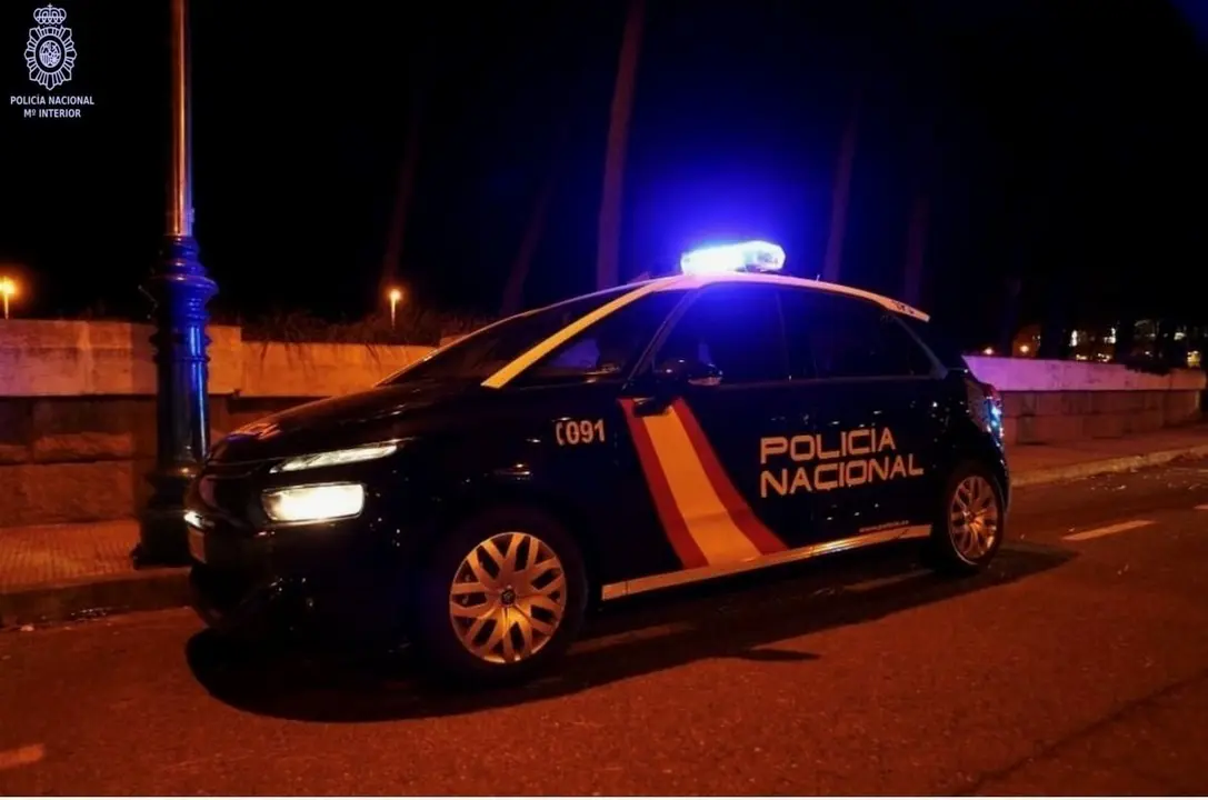 Sucesos.- Polic&iacute;a Nacional salva la vida a una mujer que sufri&oacute; un ictus en una calle de Alcorc&oacute;n