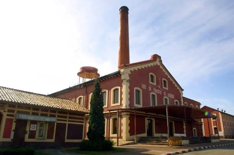 Feria de muestras de La Lechera en Torrelavega.
Nacho Romero &copy;     14 jun 04