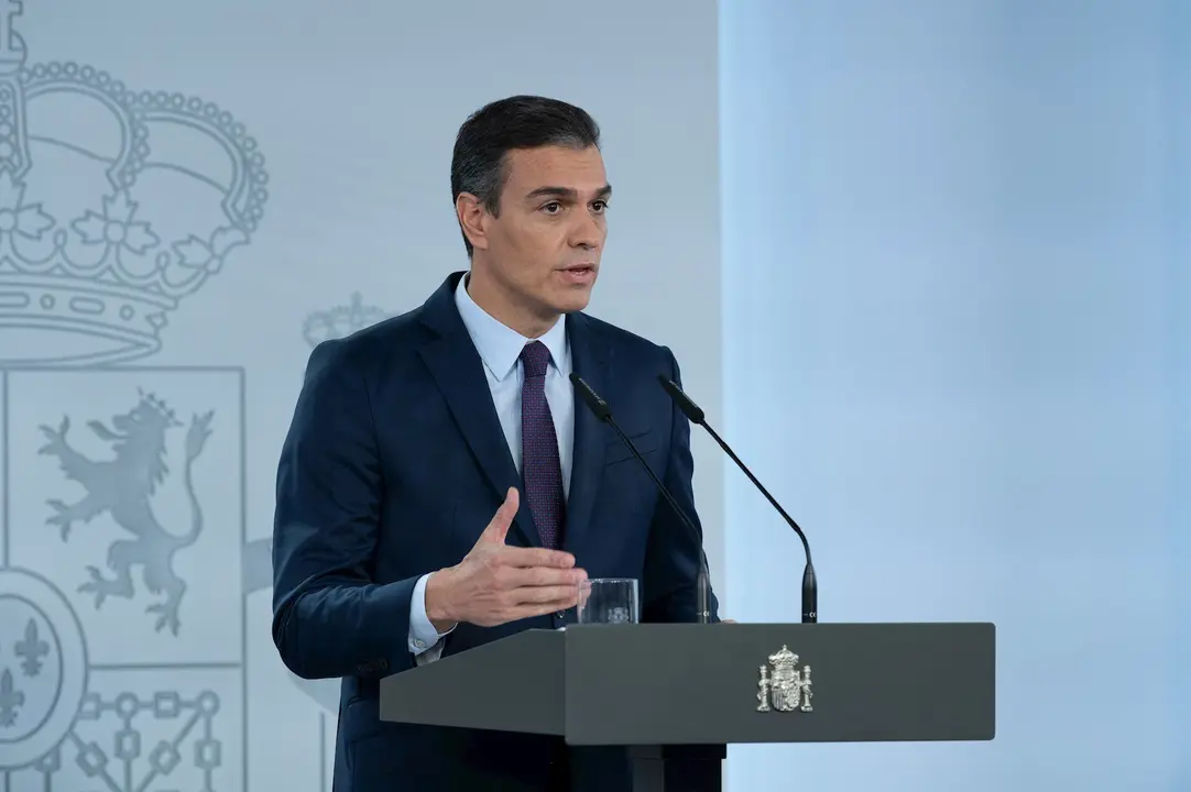 El presidente del Gobierno, Pedro S&aacute;nchez, durante una declaraci&oacute;n institucional para valorar los acuerdos alcanzados ayer en el seno del Consejo Interterritorial de Salud y la evoluci&oacute;n de la pandemia en Espa&ntilde;a, en Madrid (Espa&ntilde;a).