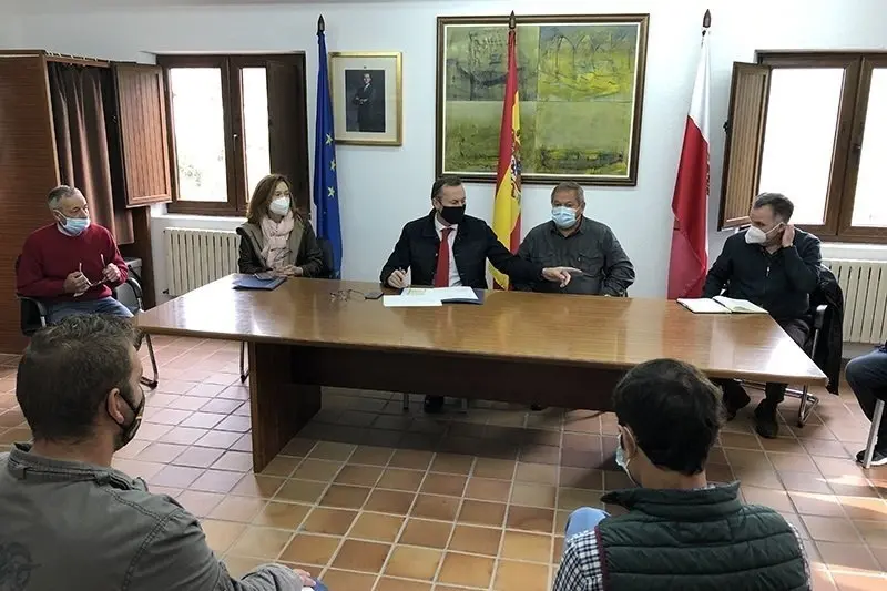 Visita del consejero Guillermo Blanco a Tudanca