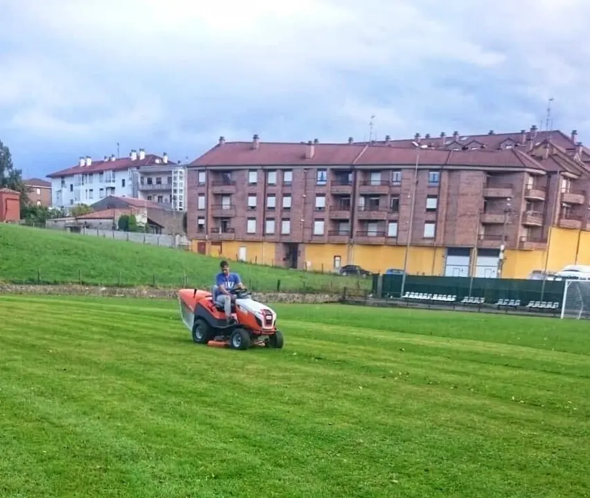 Hazas de Cesto colabora con Club Deportivo Jes&uacute;s del Monte en su vuelta a la competici&oacute;n