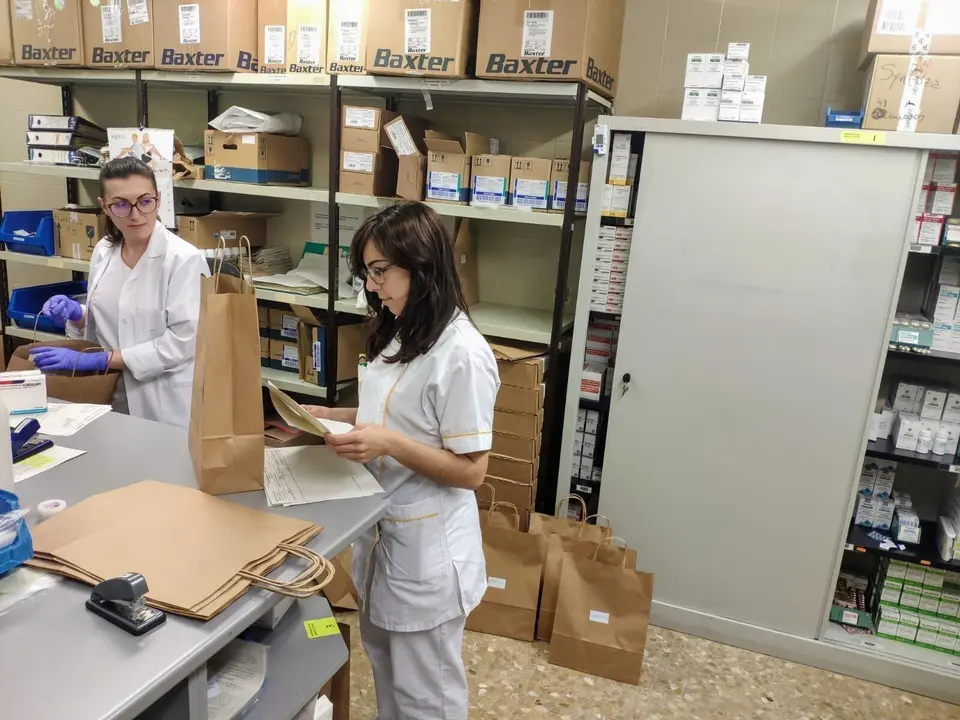 El Hospital Costa del Sol pone en marcha un servicio temporal de dispensaci&oacute;n delegada de medicaci&oacute;n hospitalaria a domicilio