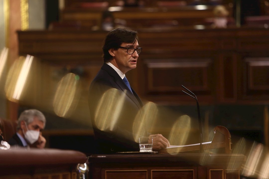 El ministro de Sanidad, Salvador Illa, interviene durante una sesión plenaria en el Congreso de los Diputados, en Madrid, (España), a 29 de octubre de 2020.