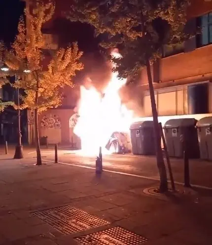 Incendio de contenedores