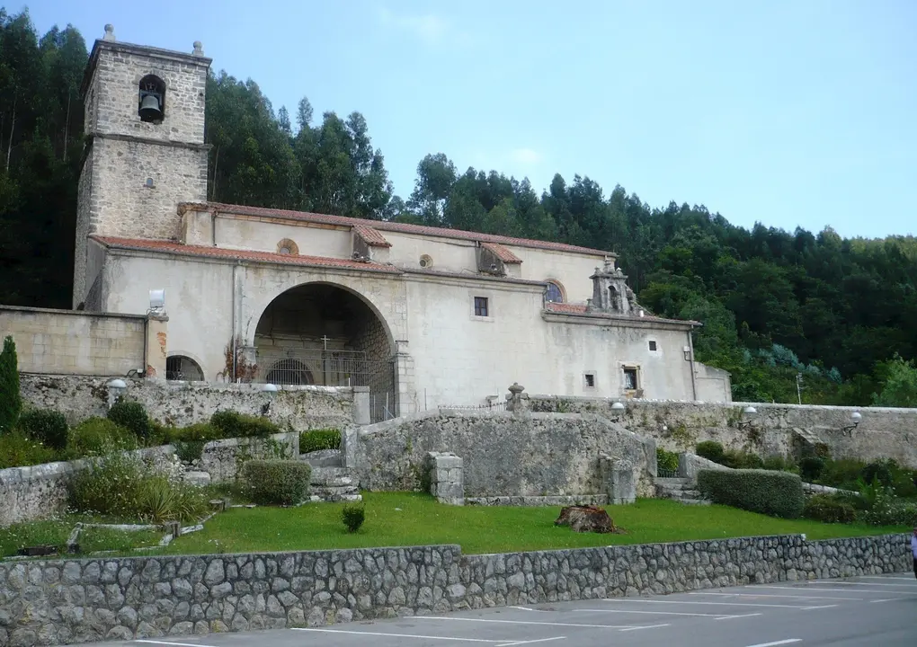 Iglesia San Salvador de Argo&ntilde;os