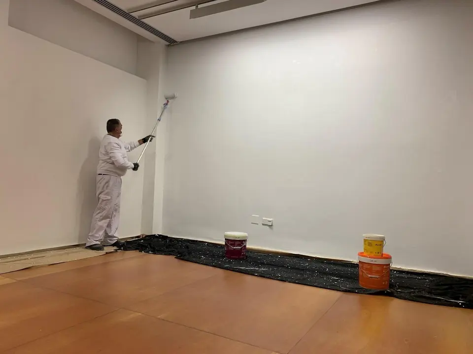 Obras en la sala Mauro Muriedas