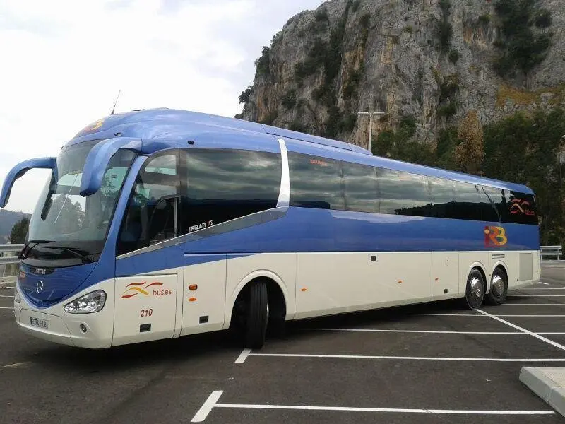 Autob&uacute;s Castro-Bilbao