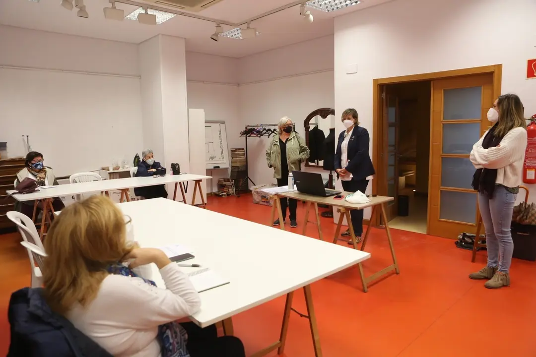 Nota Y Foto: Taller Competencias Digitales