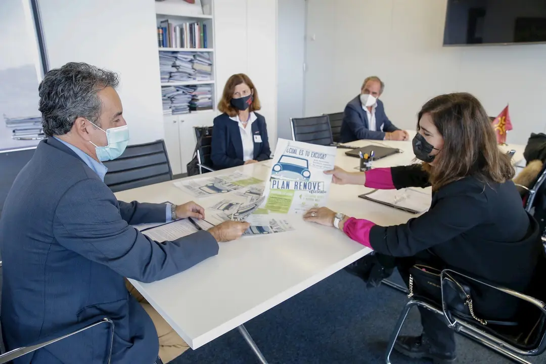 Mart&iacute;n Y Los Concesionarios De Autom&oacute;viles Coinciden En Que Plan Moves Ii Ser&aacute; Un Bal&oacute;n De Ox&iacute;geno Para La Automoci&oacute;n En Cantabria