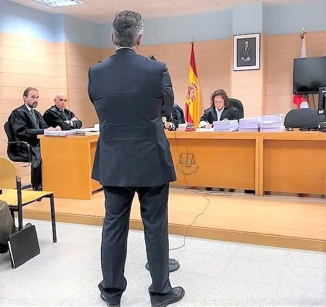 &Aacute;ngel Lav&iacute;n declara en el juicio por administraci&oacute;n desleal durante su etapa como presidente del Racing (archivo)