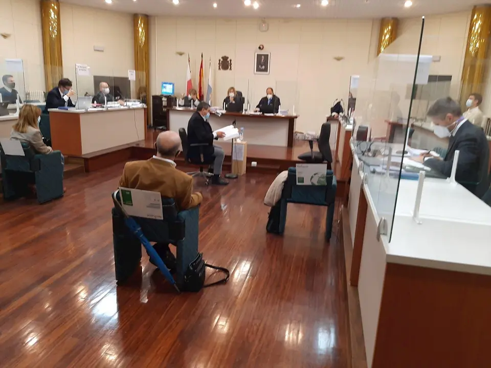 Juicio acusados estafar casi 14 millones a siete bancos con certificaciones de obras supuestamente falsificadas