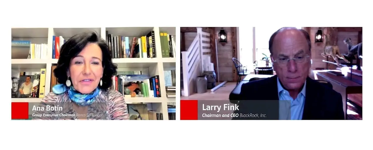 La presidenta del Santander, Ana Bot&iacute;n, y el consejero delegado de BlackRock, Larry Fink, en la Conferencia Internacional de Banca 2020 del Santander.