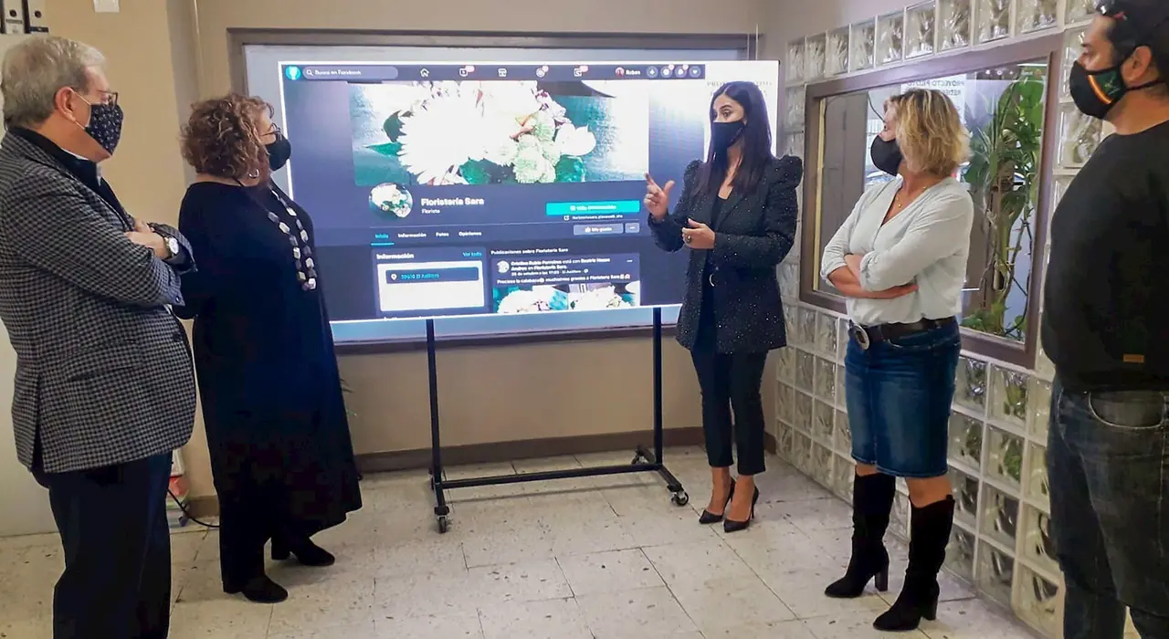 Directora Comercio presenta el plan de digitalizaci&oacute;n para el peque&ntilde;o comercio