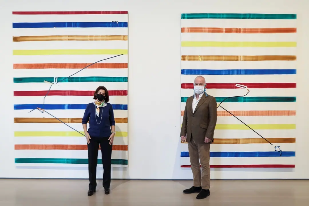 F&aacute;tima S&aacute;nchez y Benbjamin Weil en la presnetaci&oacute;n de 'Miradas al Arte'