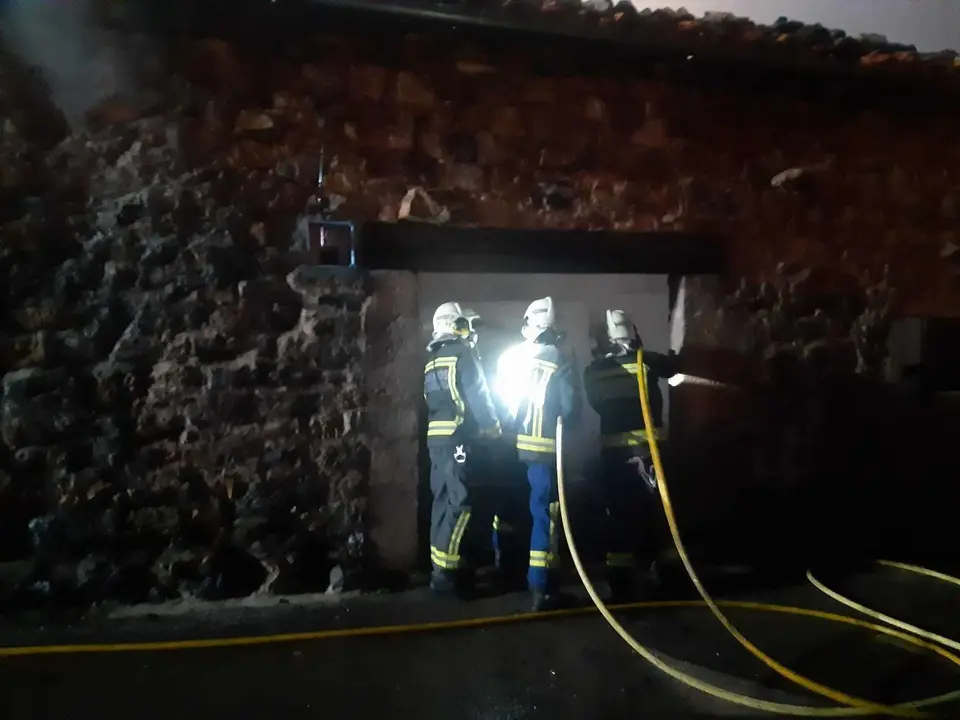 Incendio dos cuadras Rionansa 22 11 2020 2