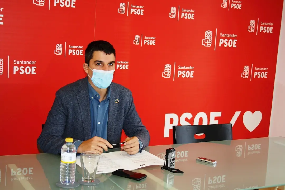 Danel Fern&aacute;ndez, portavoz del PSOE en el Ayuntamiento de Santander