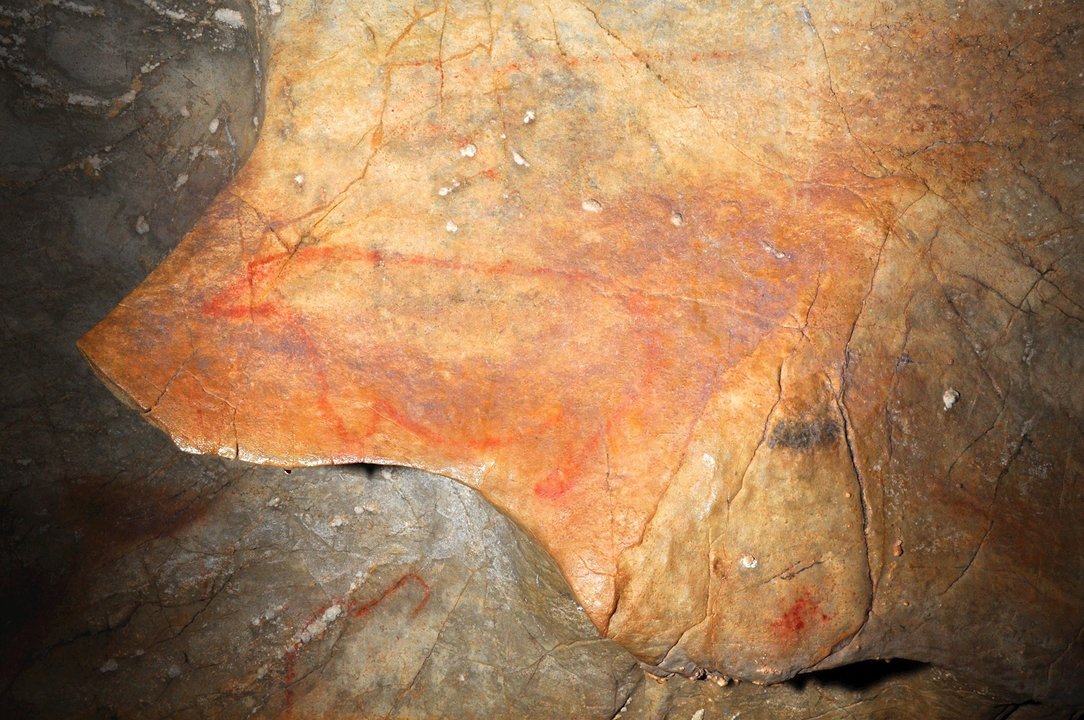 Intervención Arqueológica En La Cueva De Micolón Ante La Existencia De Áreas De Actividad Paleolíticas No Detectadas