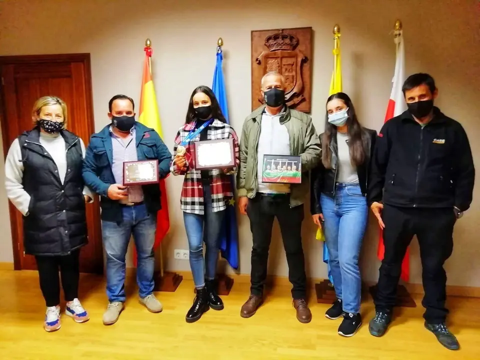 Homenaje Hazas Cesto a Celia Fdez Sisniega