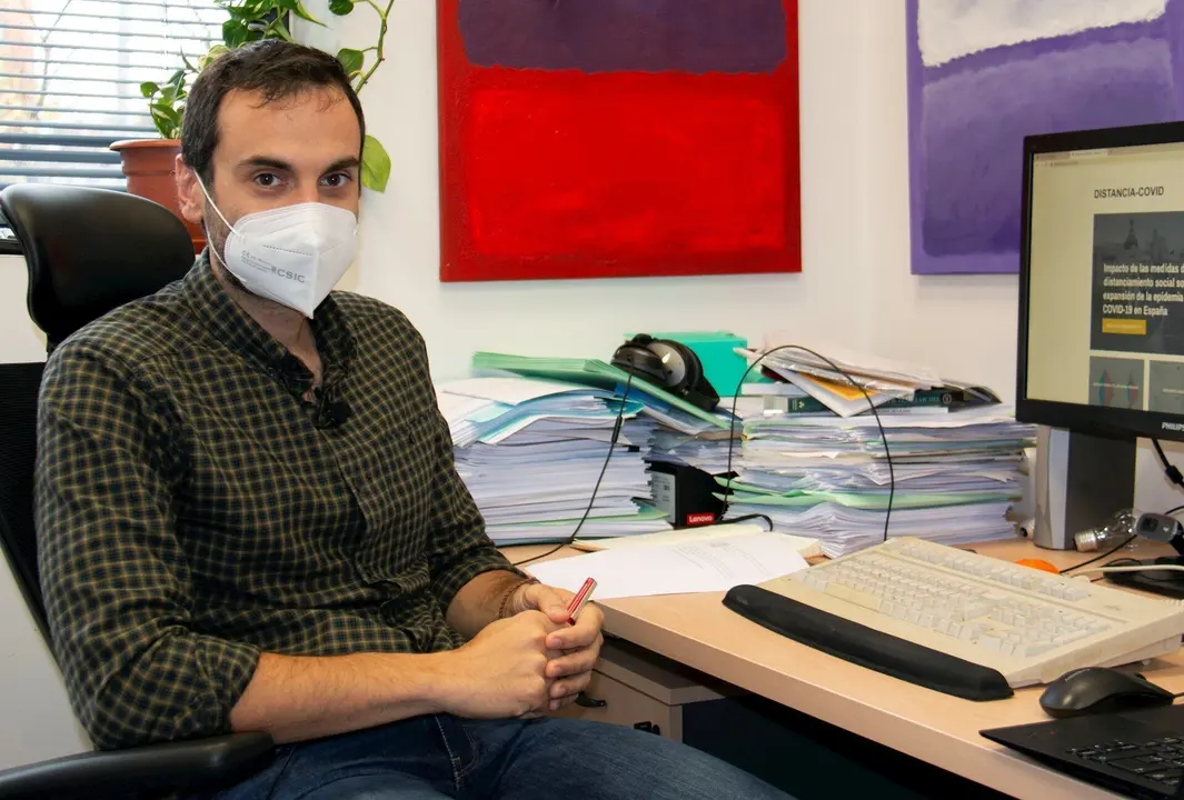 El Investigador &Aacute;lvaro L&oacute;pez