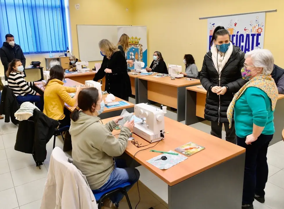 La alcaldesa, Gema Igual, en el taller