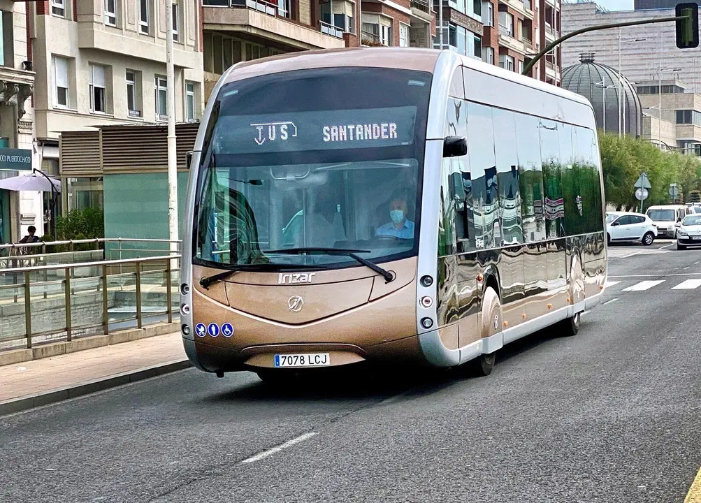 Autob&uacute;s el&eacute;ctrico en pruebas en Santander