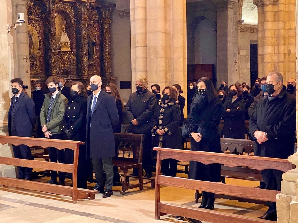 La alcadesa, Gema Igual, en el funeral por Juan Hormaechea