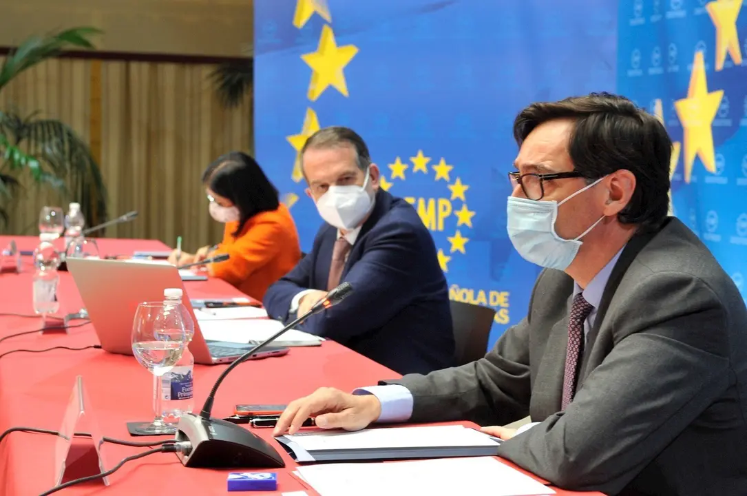 El ministro de Sanidad, Salvador Illa, enencuentro mantenido este mi&eacute;rcoles con la ministra de Pol&iacute;tica Territorial y Funci&oacute;n P&uacute;blica, Carolina Darias, y el presidente de la FEMP, Abel Caballero