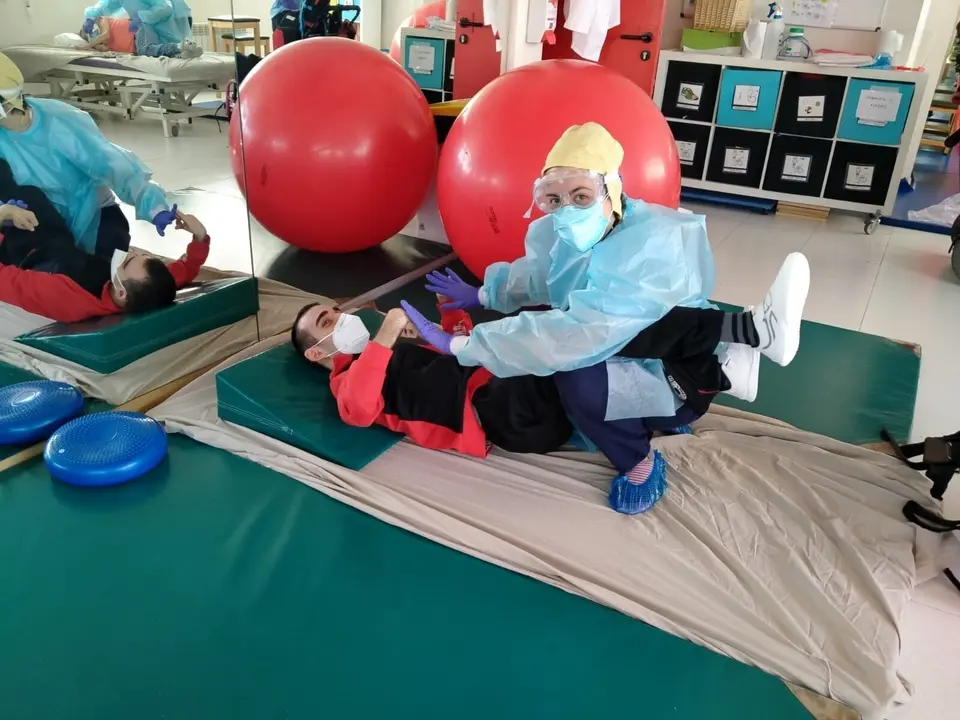 Programa del Banco Santander a ayudar a colectivos vulnerables.