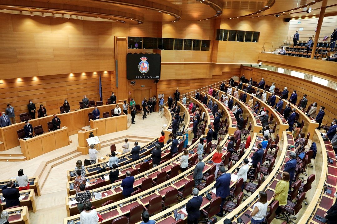Hemiciclo del Senado durante la primera sesión plenaria tras el parón estival, en Madrid (España).