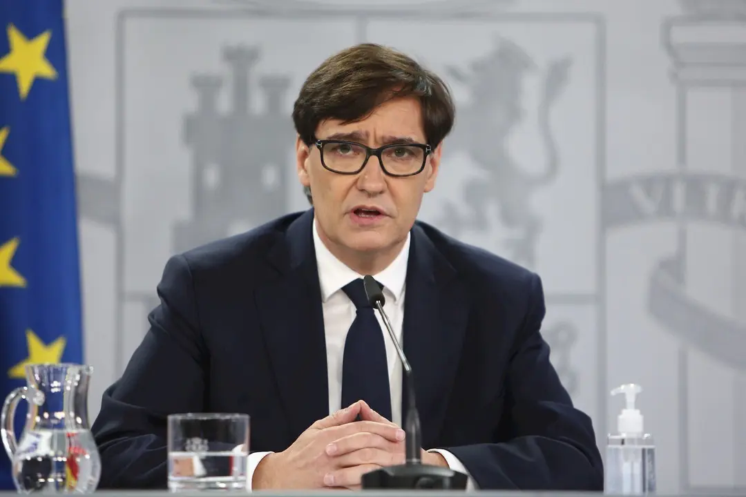 El ministro de Sanidad, Salvador Illa, ofrece una rueda de prensa desde la Secretar&iacute;a de Estado de Comunicaci&oacute;n, en Madrid (Espa&ntilde;a), a 18 de 2020. La comparecencia del ministro se produce a menos de una semana para la celebraci&oacute;n de Navidad y al tiempo qu