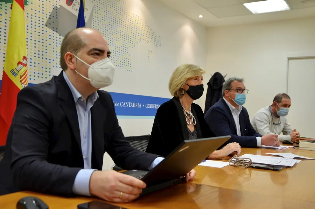 La consejera de Educaci&oacute;n, Formaci&oacute;n Profesional y Turismo, Marina Lomb&oacute;, en la reuni&oacute;n telem&aacute;tica de la Comisi&oacute;n Permanente del Consejo de FP