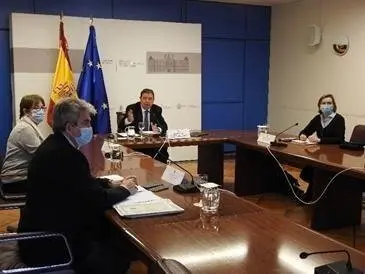 Reuni&oacute;n virtual del ministro de Agricultura, Pesca y Alimentaci&oacute;n, Luis Planas con el sector pesquero para abordar el Brexit