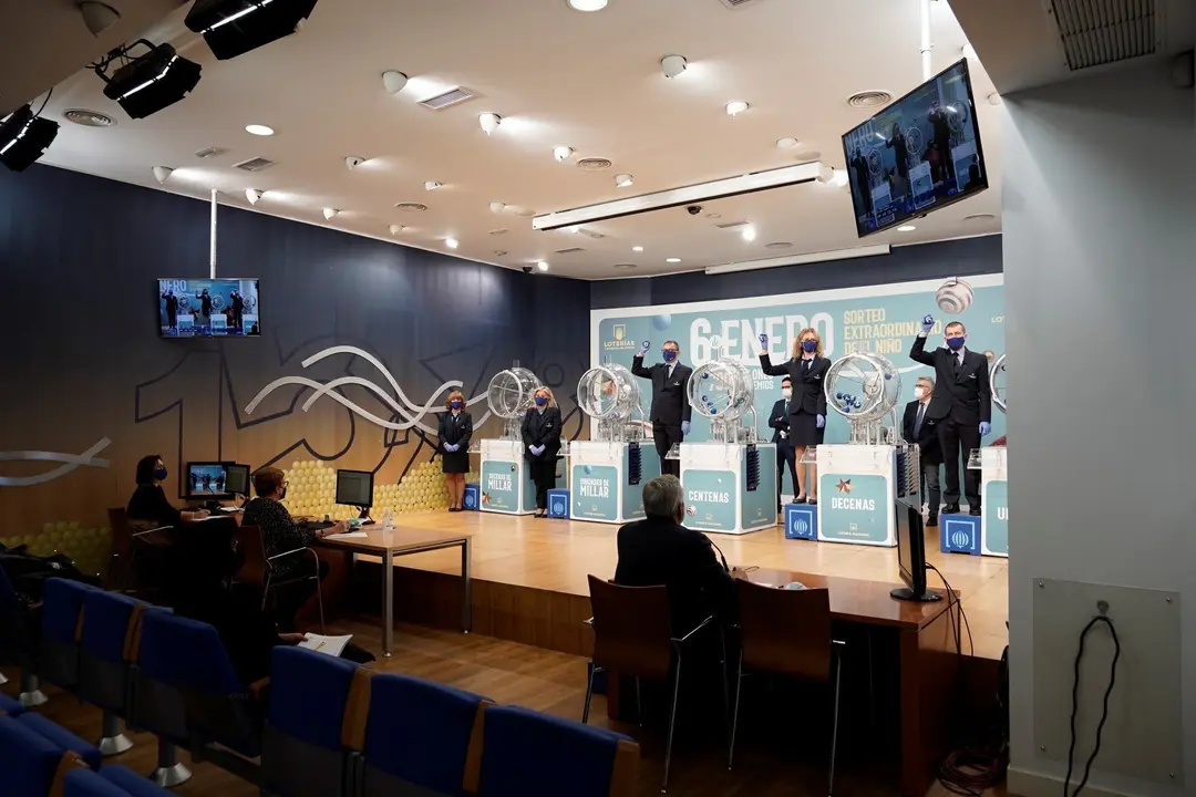 Sorteo Extraordinario de &lsquo;El Ni&ntilde;o&rsquo;, en Madrid (Espa&ntilde;a) a 6 de enero de 2021. El n&uacute;mero 19570 ha sido agraciado con el 'Gordo' del Sorteo Extraordinario de 'El Ni&ntilde;o', dotado con 2.000.000 de euros por serie. El n&uacute;mero ha estado muy repartido en m&aacute;s de una 